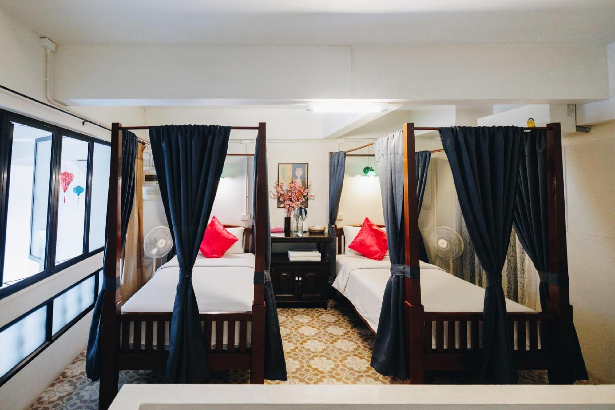 Sleeper House Gasthuis 2*